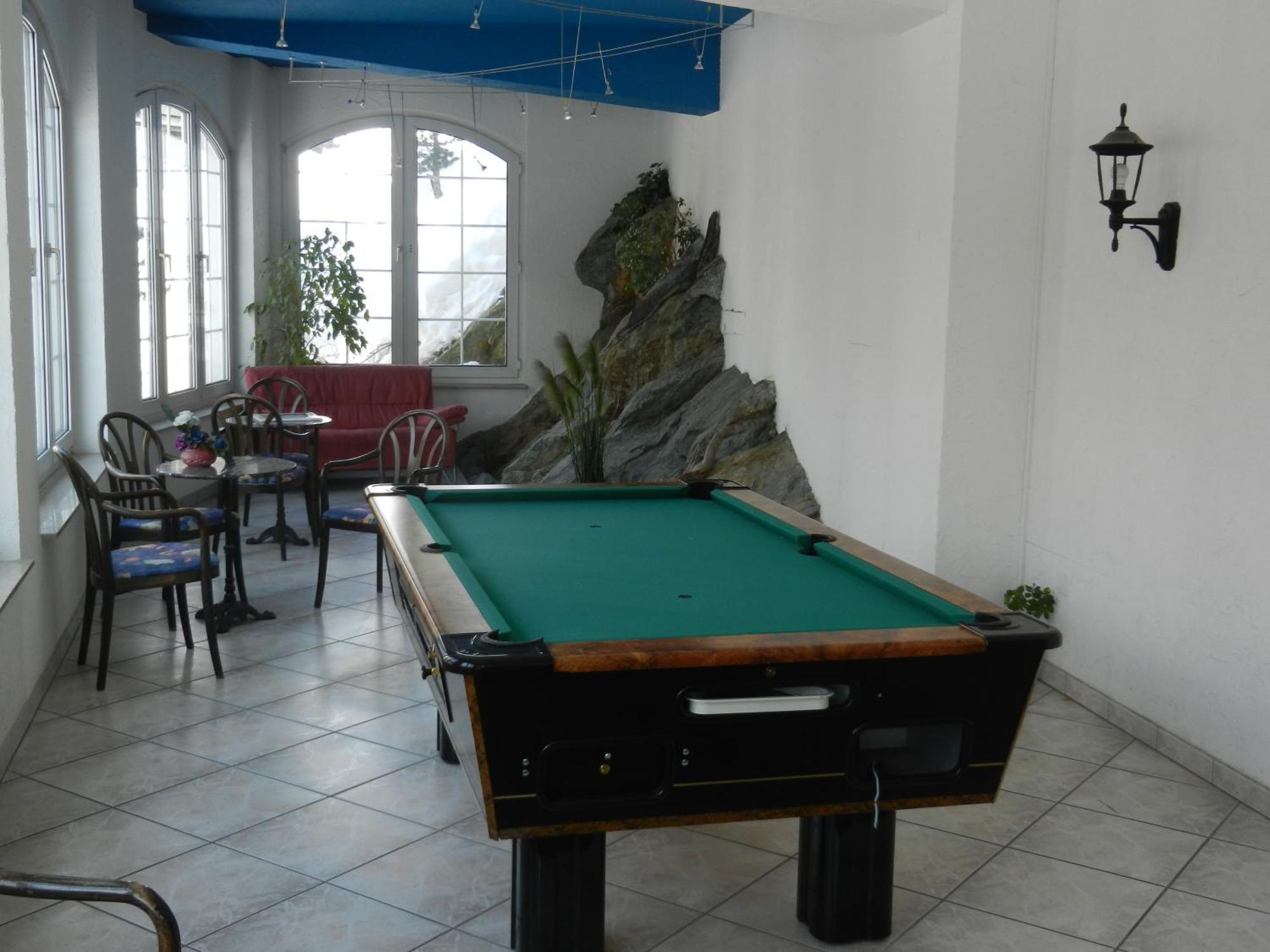 Artist Apartments & Hotel Garni Цермат Екстериор снимка